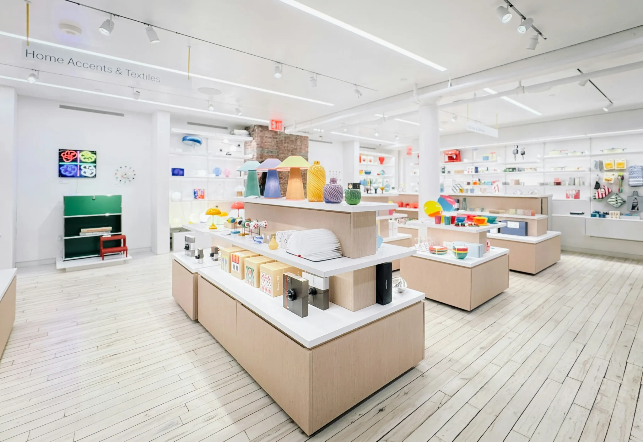 Showroom Interior Design in Bangladesh: A Guide for Brand Owners and Retail Decision-Makers